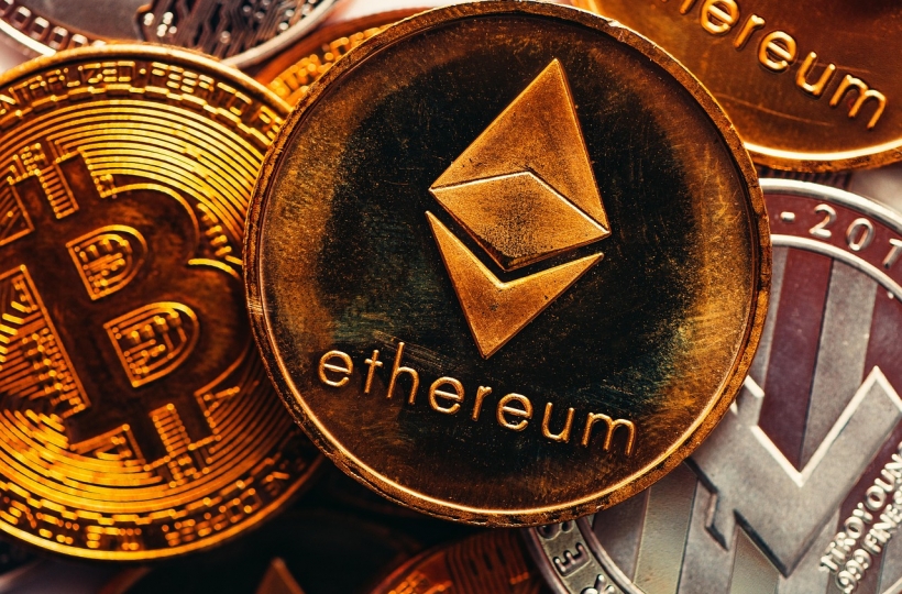 欧艺交易所：全新合约查询系统上线 支持1000+自定义指标面板与实时风控提醒