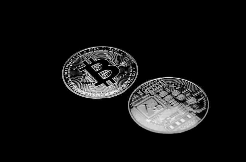 以太坊做空新工具上线！欧义交易所永续合约首日交易量达2亿美元