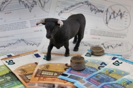 欧艺交易所USDC充值到账缩短至10秒 单日处理量突破5亿美元